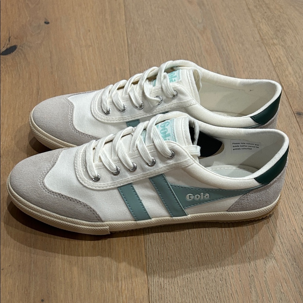 Gola Badminton Sneakers off white/surf/evergreen